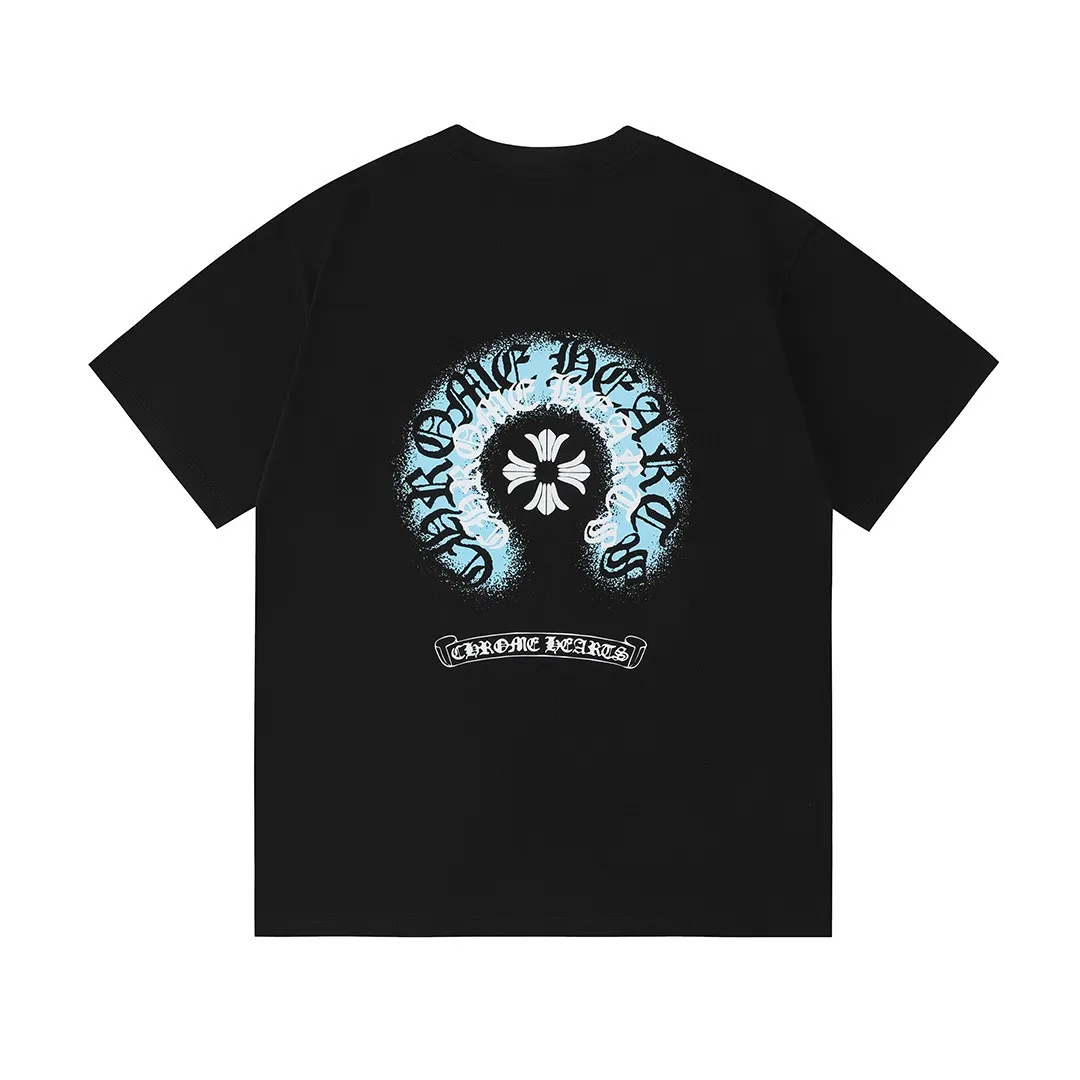 P150 Chrome Hearts 2026 official website new style Sanskrit letter logo on the front and back, same style for men and women, short-sleeved T-shirt ·Customized 300g 100% double yarn pure cotton fabric ·Dyeing 32 counts double-strand thread ·Collar label, hangtag, main mark and three labels complete Color: Black Size: XS S M L